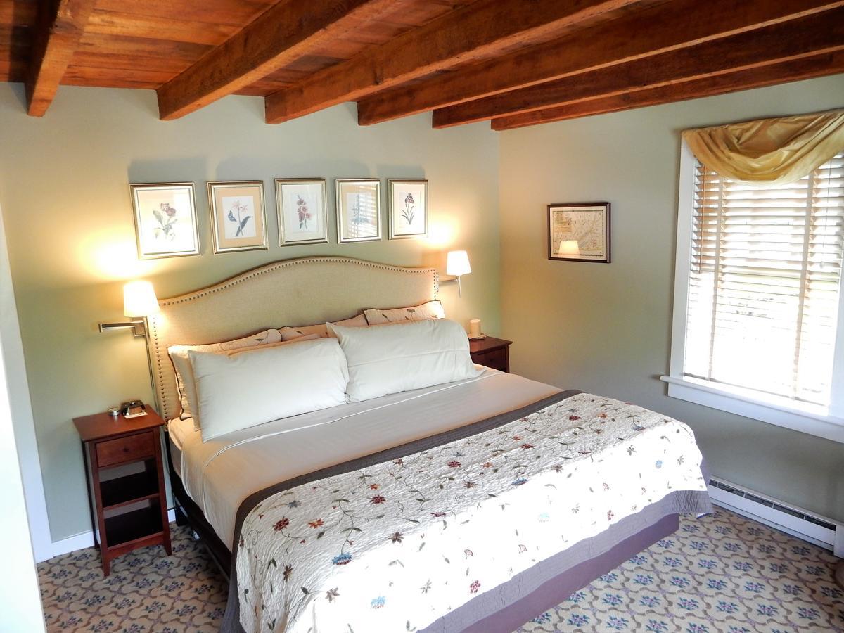 A Butlers Manor Bed & Breakfast เซาแทมป์ตัน ภายนอก รูปภาพ